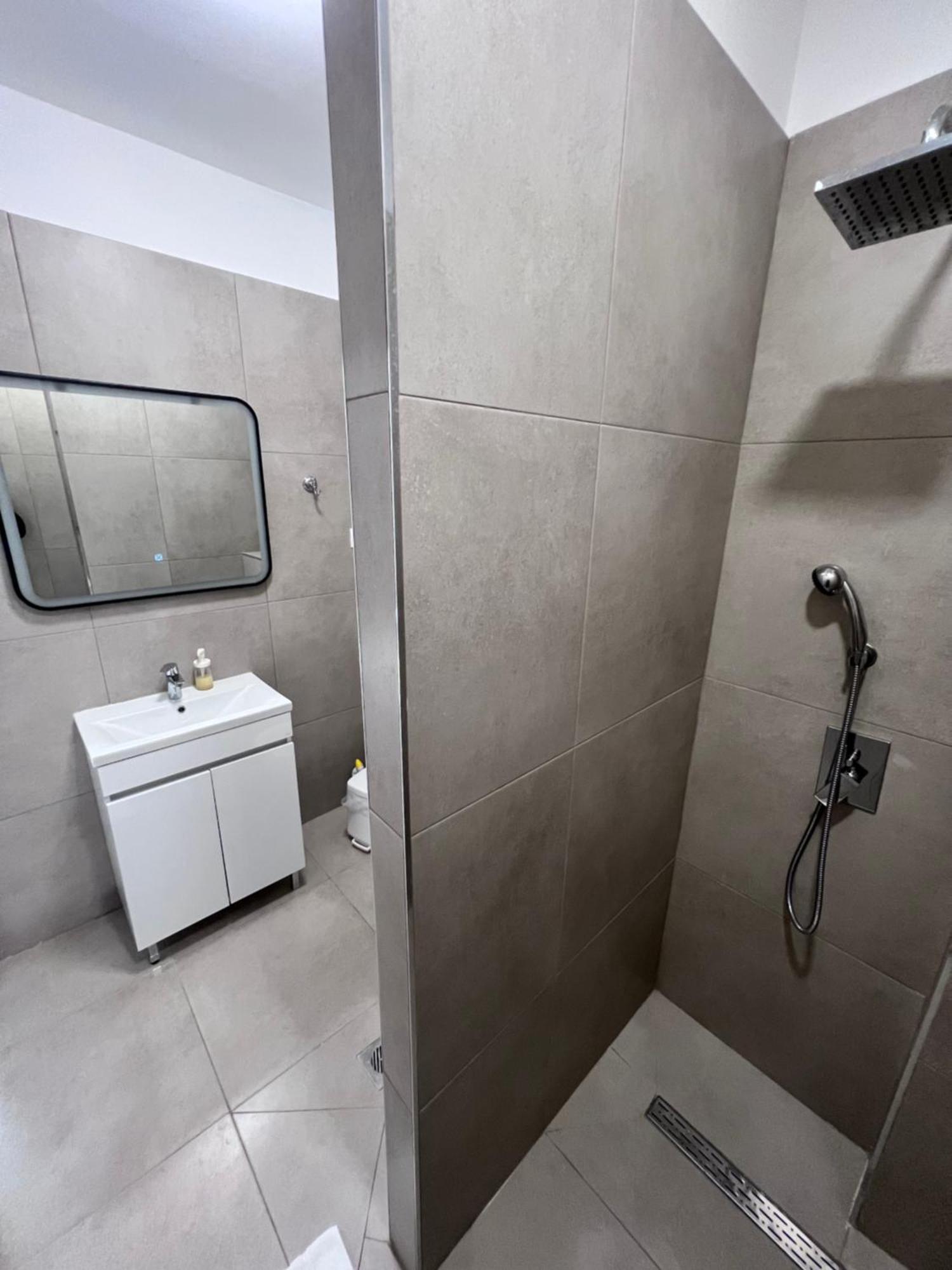 F Apartment Thessaloníki Ngoại thất bức ảnh